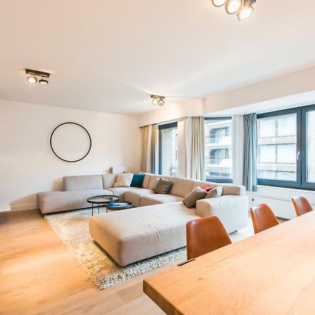 Ruim En Modern Appartement Te Knokke Nabij De Dijk ภายนอก รูปภาพ
